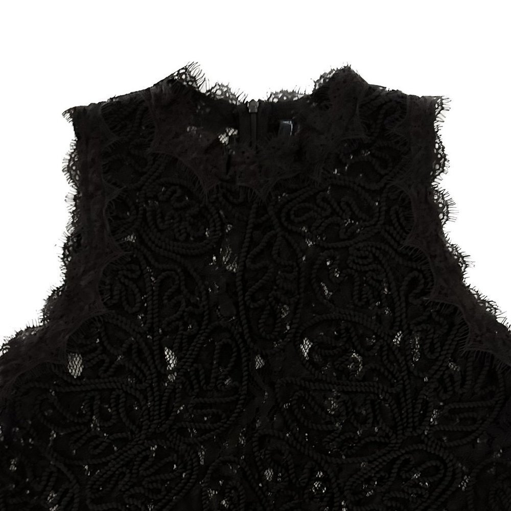 CHICWISH Black Lace and Rope Sleeveless‎ Cropped Top - Size Small - Picture 2 of 3